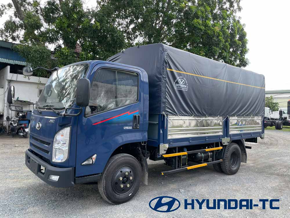 Giá xe tải 5 tấn IZ500 Đô Thành thùng mui bạt đời 2023